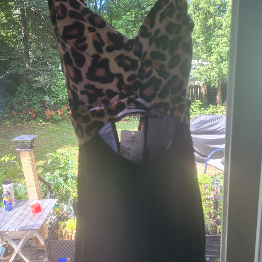 Chic Leopard Print One Piece Swimsuit